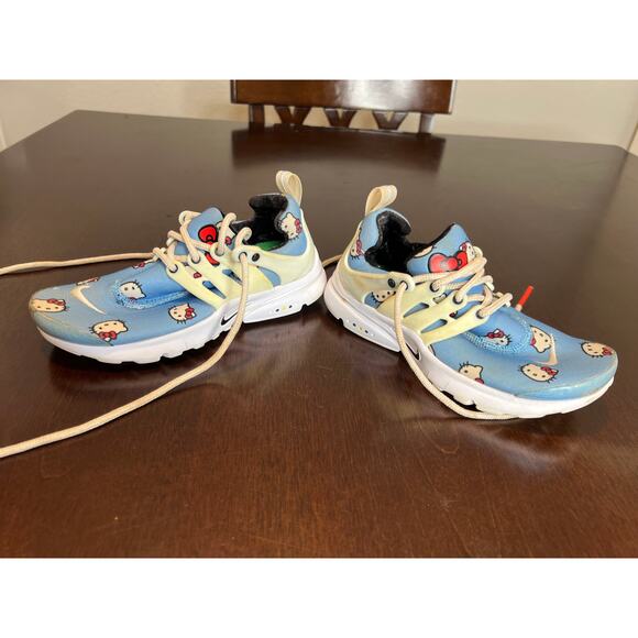 Nike Girls Presto x Hello Kitty University Blue Sneakers DH7780-402 ~ Size 13C - Picture 4 of 10